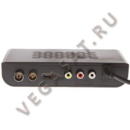 Цифровая ТВ приставка  Cadena SHTA-1511S2 ресивер с тюнером DVB-T2